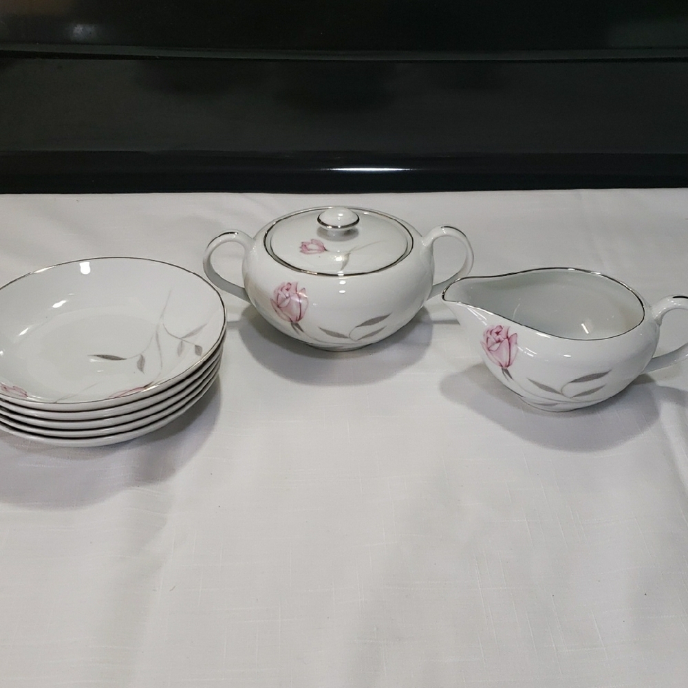 Rose Pattern Find Porcelain "Japan Innocence" 1977-1985 - Picture 6 of 9